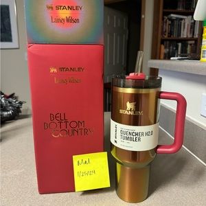 Stanley x Lainey Wilson